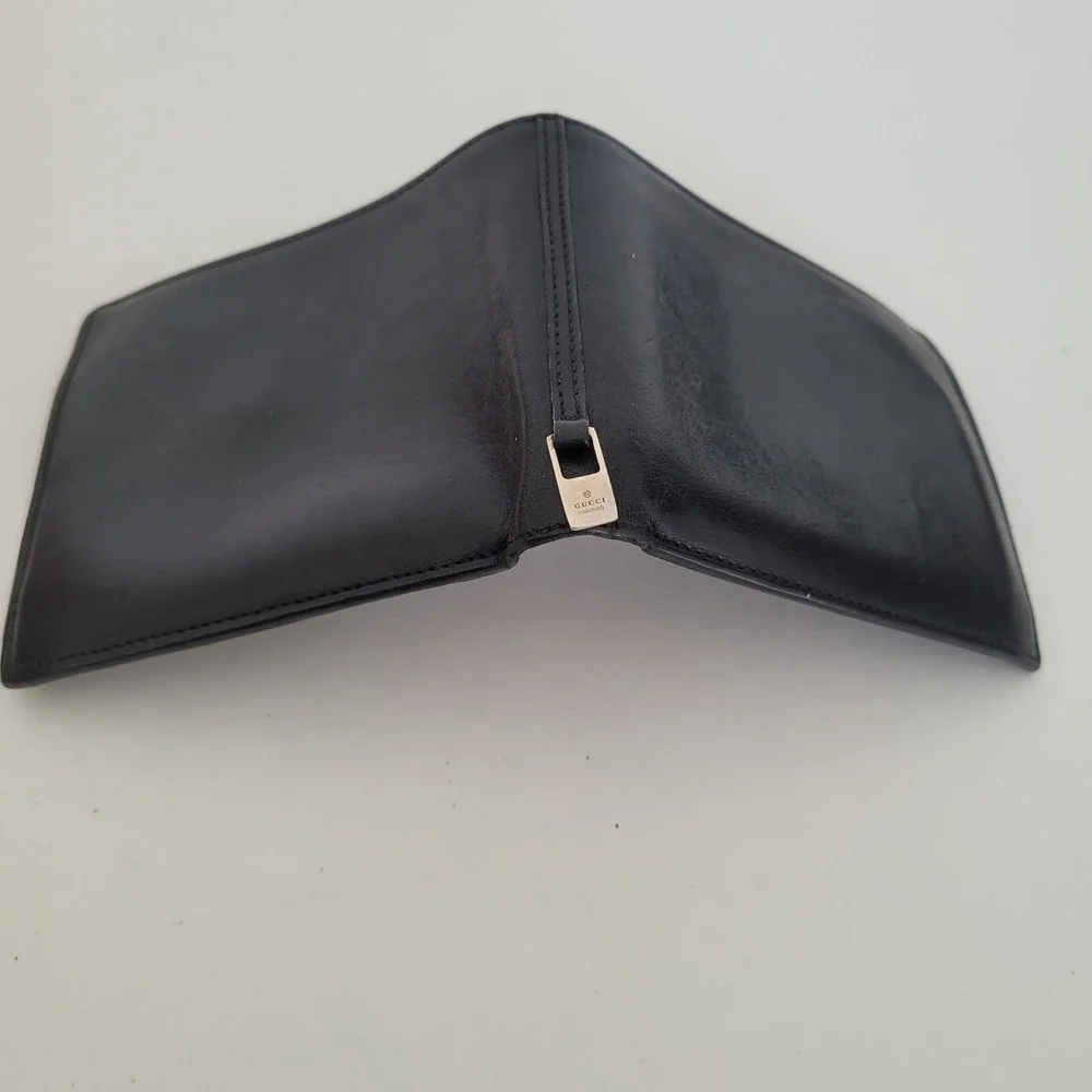 Gucci Mens Black Leather Bifold Wallet Silver Logo Tab 034-3761-1082 Made Italy